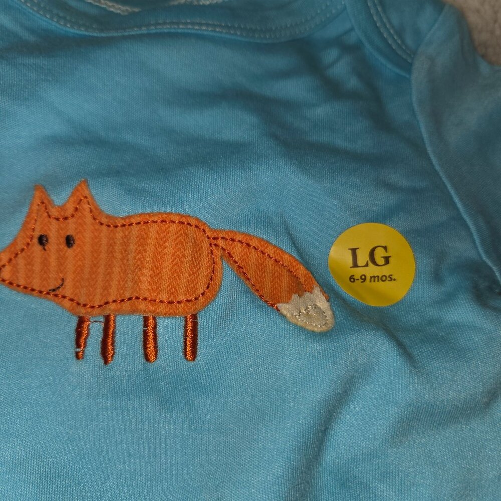 NWOT HUDSON BABY SZ 6-9 MONTH BAMBOO BODY SUIT.